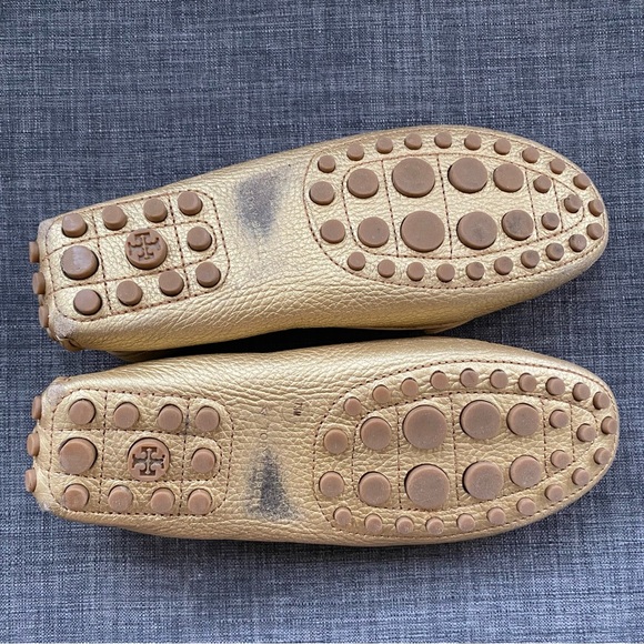 TORY BURCH GOLD LEATHER LOAFERS - Picture 7 of 9
